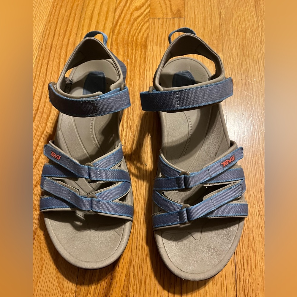 TEVA WOMEN’S TIRRA SANDALS IN BLUE SIZE 8.5